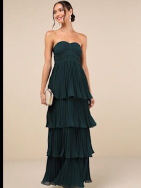 Lulu's Seriously Sensational Emerald Strapless Tiered Pleated Maxi Dress